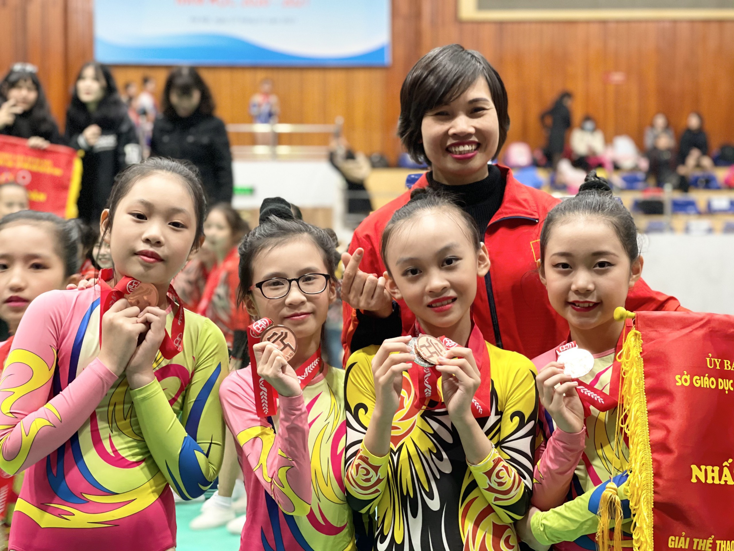 Cơn mưa huy chương - Gần 100 huy chương cho các vận động viên NguyetAnh Academy